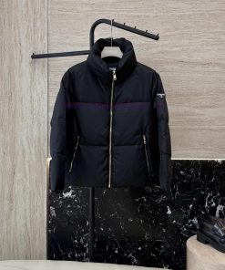 AH721 New Down Jacket ️Prada Triangle Logo 90% White Goose Down Stand Up Collar Short Style Long cwkrjhw0