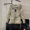 P-8516 New Down Jacket ️Prada Triangle Logo Oversized Fox Fur Collar With Belt 90% White Goos awseqg8i