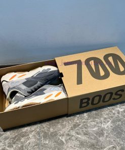 Top Adidas Originals Yeezy Boost 700 Magnet - Adidas Originals And Kanye West Have Launched One 6bpea373