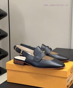 Tods Coins Behind Empty ShoesThe Perfect Gold Coin Decoration Is Very UniqueUpper Made Of Calf fs46g45t