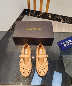 ALAIA's Latest Ballet Shoes For 2024 Featuring A Unique Heart-shaped Design And A Sexy Look On 6p09pulx