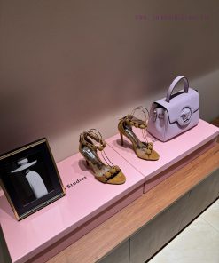 ALAIA24 Spring/Summer New Round Head Strap Leather Bag Buckle Classic High HeelsThis Is Thanks qbkaa7hh