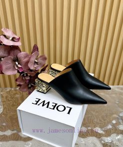 LOEWELoewe New Style Square Heel Pointed Middle Heel Temperament M ü Ller Half Drag———————————— 66sbvgrk