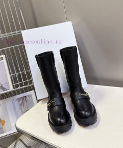Dior's Latest Autumn And Winter Fashion Show Martin Boots And Long BootsThere Are So Many Celeb dipjg2zb
