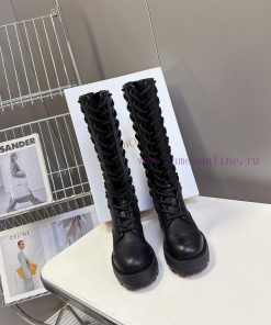 Dior's Latest Autumn And Winter Fashion Show Martin Boots And Long BootsThere Are So Many Celeb zhdg0d7f