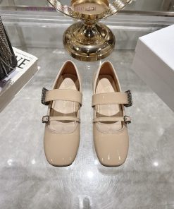 Dior's New Autumn And Winter Square Toe Single Shoes Have Original Molded Fasteners Which Are S 5f61qna5
