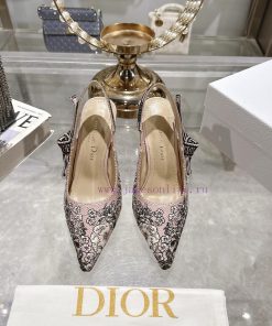 Dior 2025 Spring/Summer Fashion Show New Bling... Bling... Crystal Shoes Capture Series High He 6ploouhu