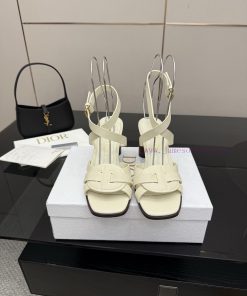 Dior 25ss New Sandals  Simple And Super Versatile Perfect Luxury On The Feet Can Be Paired With opvrm837