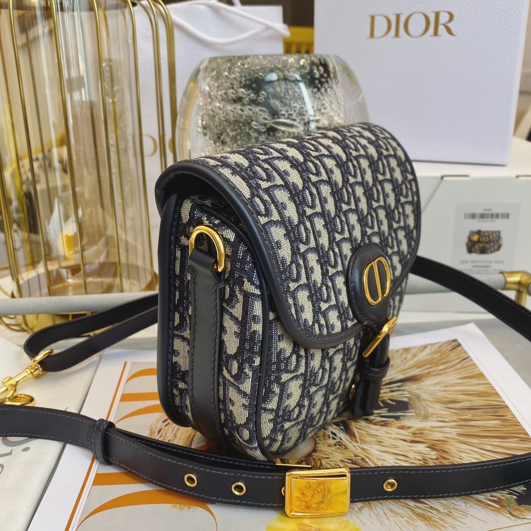 Christian Dior 28 - Image 15