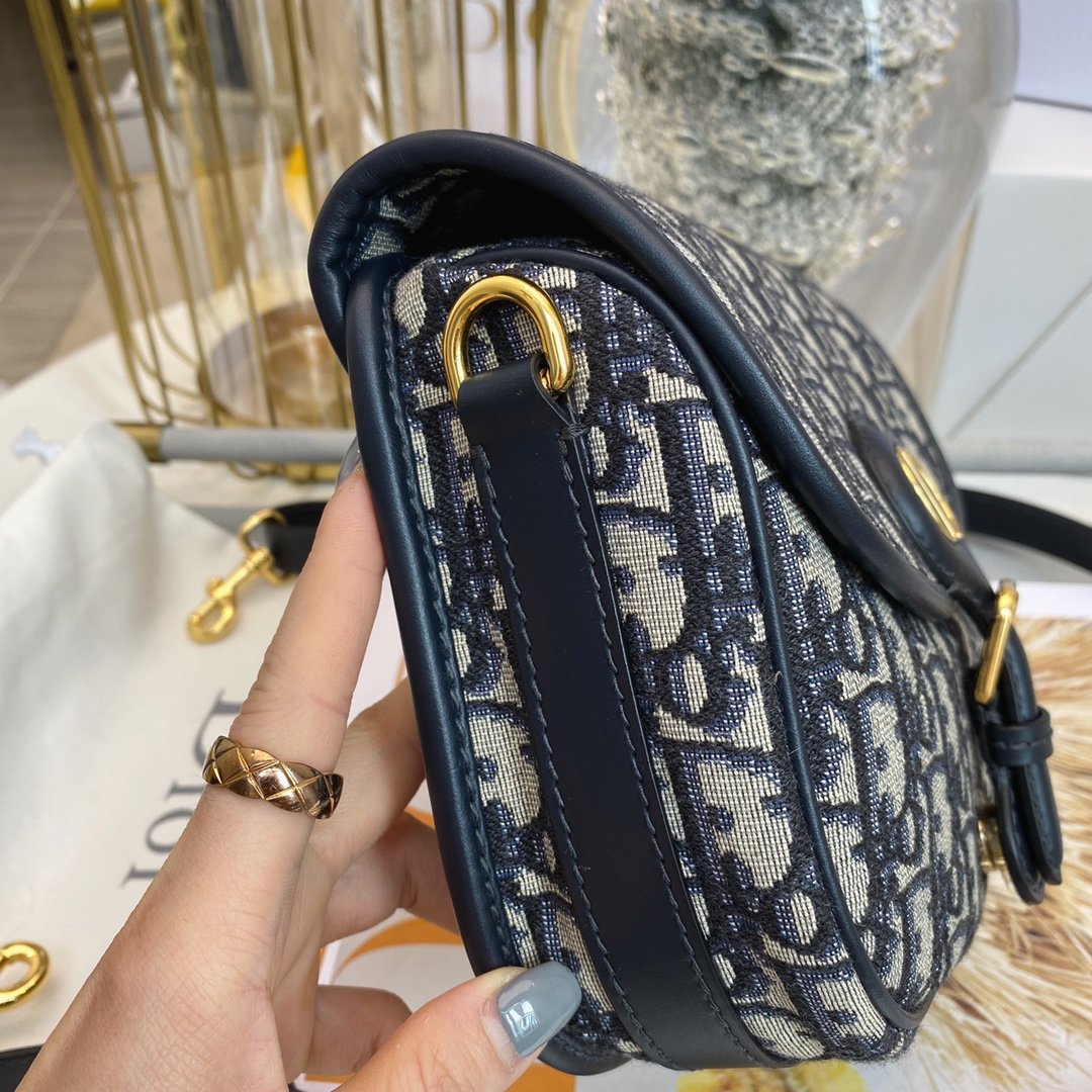 Christian Dior 28 - Image 13