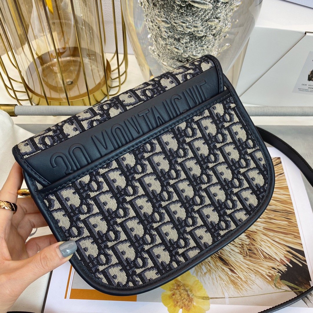 Christian Dior 28 - Image 11