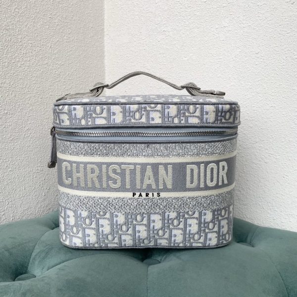 Christian Dior 6