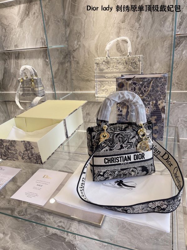 Christian Dior Bag 54