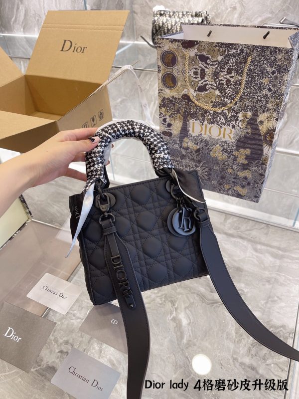 Christian Dior Bag 47