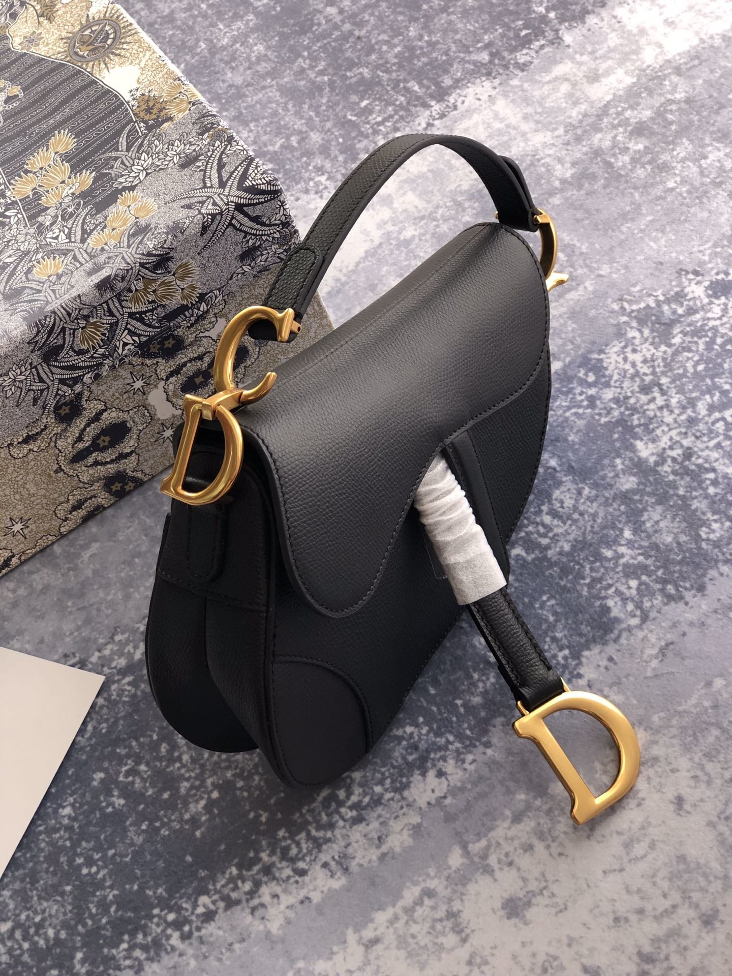 Christian Dior 14 - Image 2